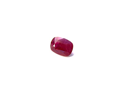 GM095 3 Cushion-cut purplish red natural Ruby