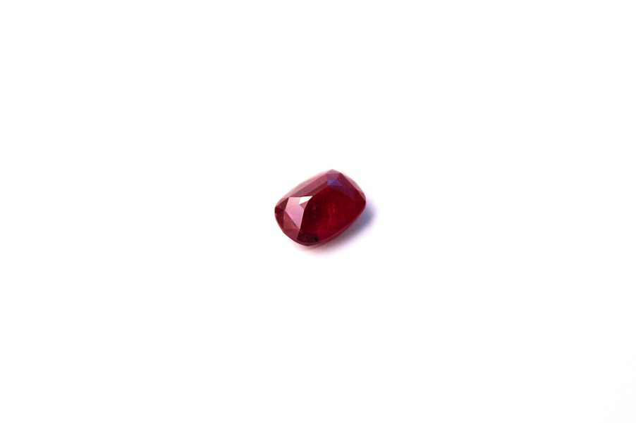 Cushion-cut purplish red natural Ruby