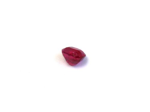 GM099 7 Cushion-cut natural Ruby