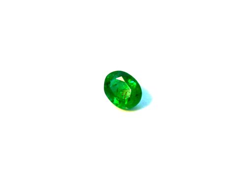 Medium green natural Emerald in oval cut