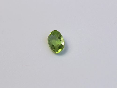 GM110 6 Oval Peridot