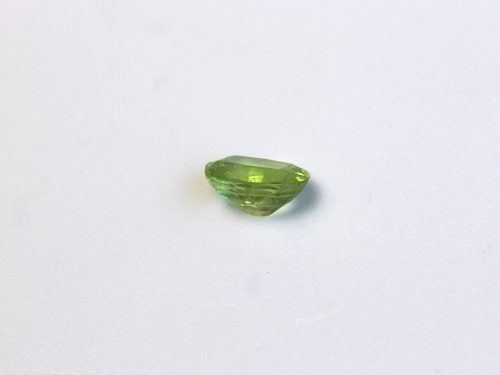 GM110 8 Oval Peridot