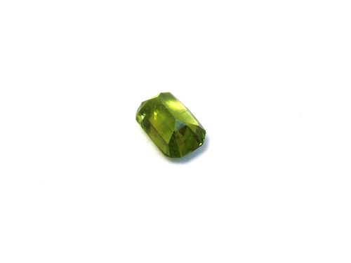 GM111 2 Emerald-cut Peridot