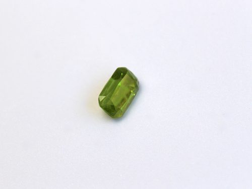 GM111 4 Emerald-cut Peridot
